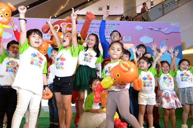 Gia Khiêm, Bảo An, Ku Tin vui “quên đường về” với các người bạn mới đến từ Nhật Bản ảnh 4