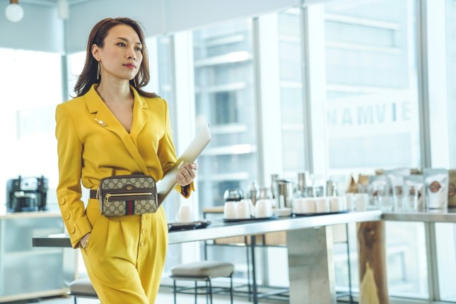 Hơn 20 năm giữa showbiz nhiều vội vàng và nhiều thay đổi, có một Mỹ Tâm luôn bình tĩnh sống ảnh 7