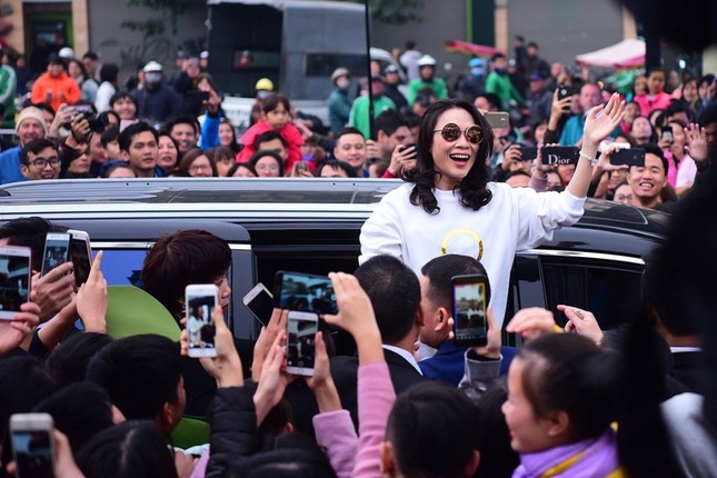 Hơn 20 năm giữa showbiz nhiều vội vàng và nhiều thay đổi, có một Mỹ Tâm luôn bình tĩnh sống ảnh 9