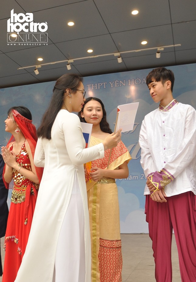Hà Nội: Buổi chào cờ cuối cùng nhiều cảm xúc của teen 12 ở ngôi nhà chung Yên Hòa ảnh 6
