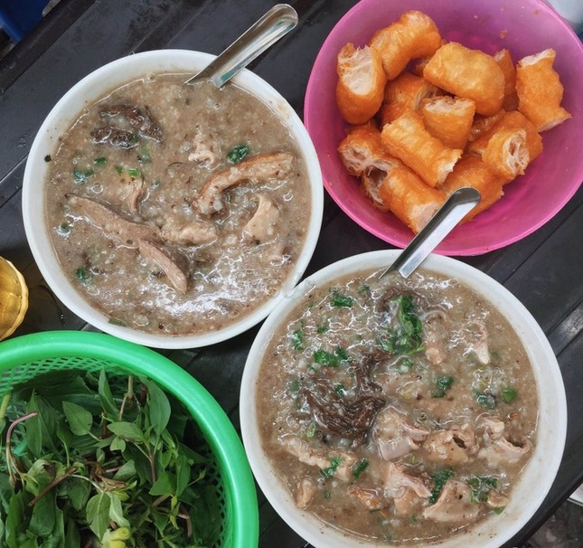 Thời tiết Hà Nội mát mẻ đẹp nao lòng, sao không tranh thủ đi làm bát cháo ảnh 10
