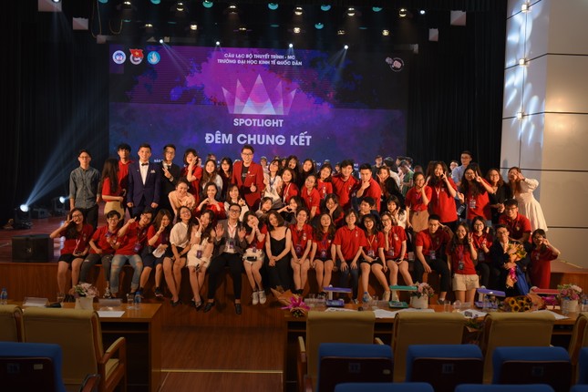 Khép lại cuộc thi MC "SPOTLIGHT 2019": Gương mặt sinh viên mới tiềm năng đã lộ diện! ảnh 5