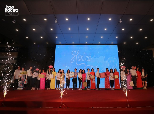 Lễ trưởng thành trong mưa của teen Yên Hòa: Chúng mình hãy bay xa hơn cả mây trời! ảnh 4