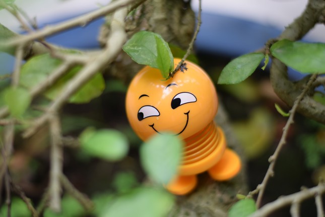“Emoji lò xo xâm chiếm Trái Đất” đang hot tới độ nào? ảnh 2