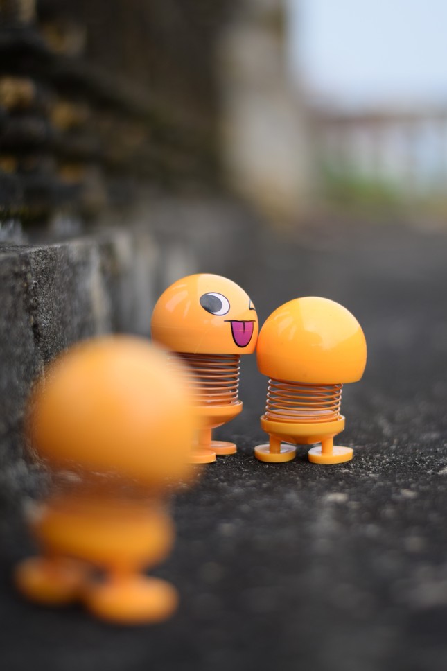“Emoji lò xo xâm chiếm Trái Đất” đang hot tới độ nào? ảnh 10