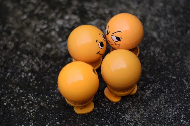 “Emoji lò xo xâm chiếm Trái Đất” đang hot tới độ nào? ảnh 13