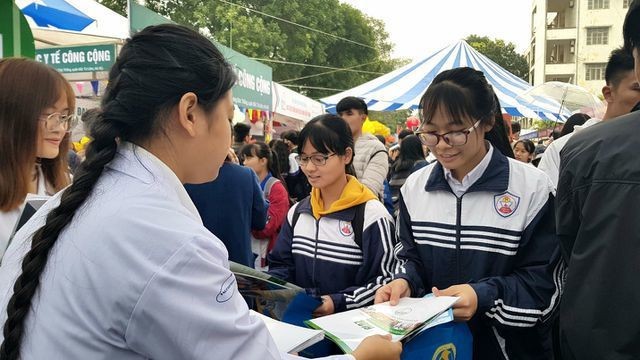 Xét tuyển đại học bằng học bạ: Lo ngại không đủ độ tin cậy! ảnh 1