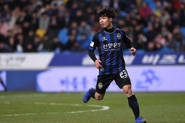 Nguyên nhân nào khiến Công Phượng rời Incheon United? ảnh 1