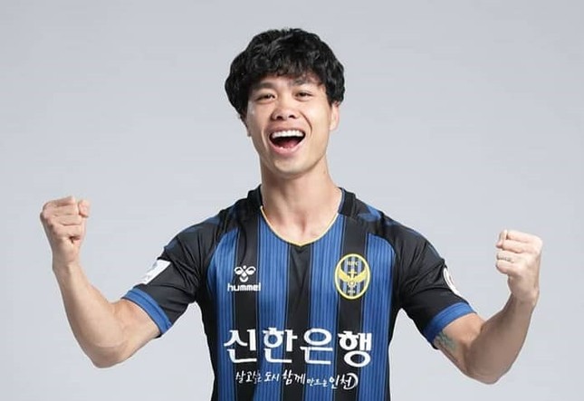 Vô tình sút bóng làm hỏng kính fan nhí Incheon, Công Phượng viết thư tay xin lỗi đầy cảm động ảnh 2