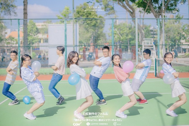 Đi tìm “mảng màu kí ức xuân xanh” qua bộ kỉ yếu chất lừ của teen ảnh 2