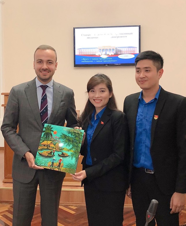 Đại biểu thanh niên Việt Nam đối thoại cùng đại diện Cơ quan Thanh niên Liên bang Nga ảnh 5