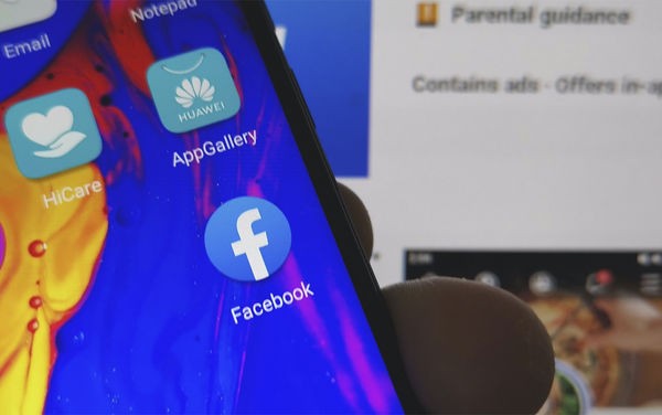 Facebook, Messenger và Instagram vẫn được cài sẵn trên điện thoại Huawei ảnh 2