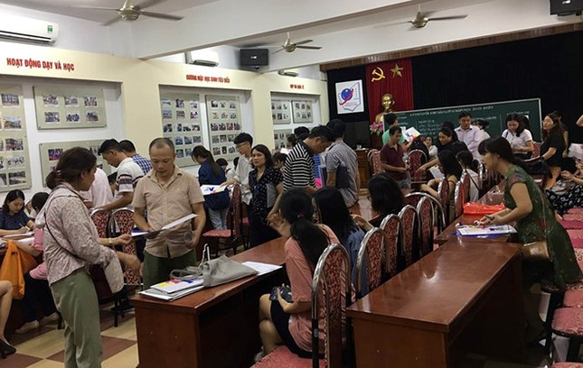 Rút hồ sơ trúng tuyển, phụ huynh mất cả chục triệu đồng! ảnh 1