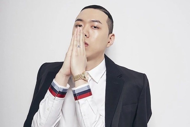 Chị gái của Kim Jinhwan (iKON) bị ném đá vì mỉa mai rapper BewhY ảnh 2