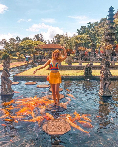 Hồ cá chép ở Bali trở thành điểm "sống ảo" thu hút giới trẻ ảnh 8