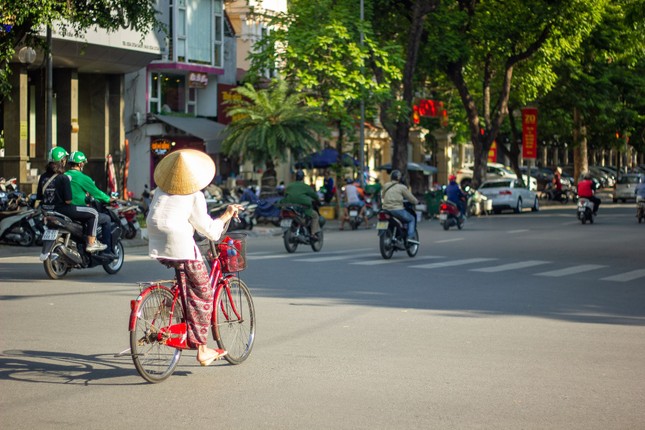 Chơi gì cuối tuần: "Bung xõa" trên đường chạy sắc màu, sôi động với nhạc kịch "made in Vietnam" ảnh 2