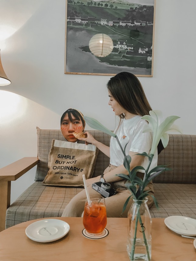 Túi vải "trendy" thay thế túi nilon, trào lưu du lịch xanh nhưng vẫn vô cùng sang chảnh ảnh 12