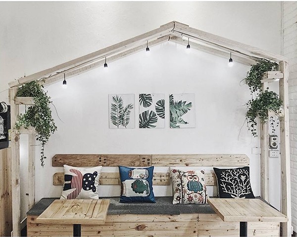 Với 3 triệu đồng, chàng trai tự decor phòng trọ cũ kỹ, tối tăm thành nơi ở phong cách châu Âu ảnh 10