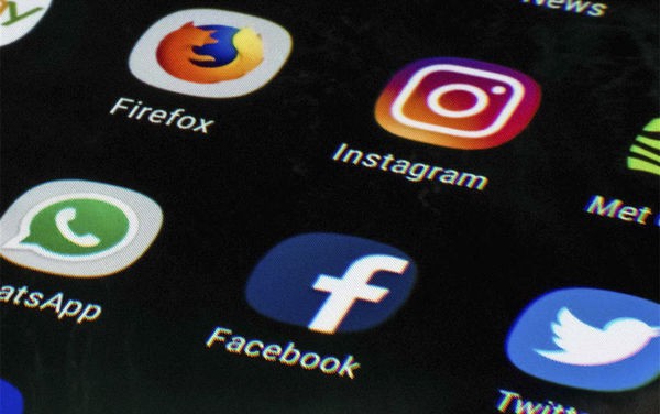 Tiết lộ nguyên nhân khiến Facebook, Instagram bị lỗi vào tối qua 3/7 ảnh 1
