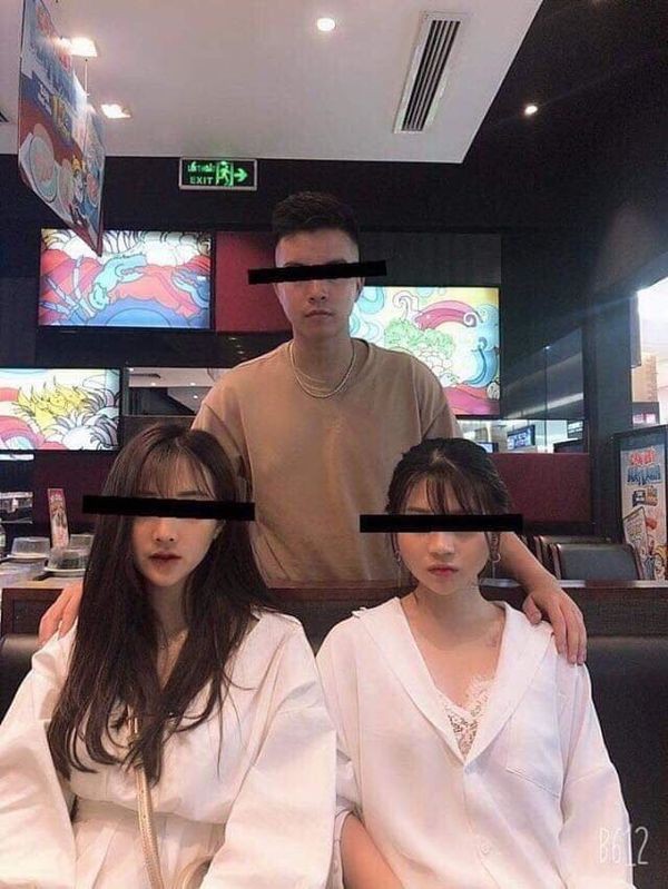 Chưa nghĩ ra concept chụp ảnh nhóm? Thử ngay style "Ký sinh trùng" đang hot nhất MXH nào! ảnh 4