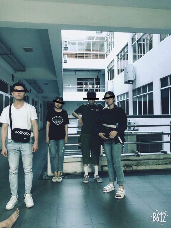 Chưa nghĩ ra concept chụp ảnh nhóm? Thử ngay style "Ký sinh trùng" đang hot nhất MXH nào! ảnh 8