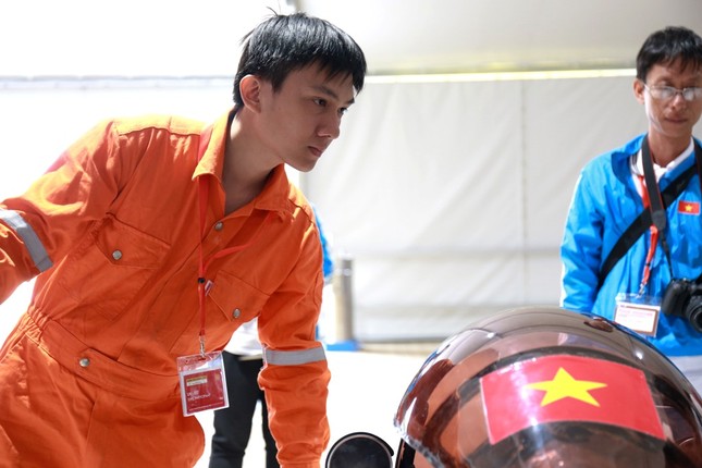 Sinh viên Việt Nam là đội châu Á duy nhất đi tiếp tới giải "Tay Đua Vô Địch Thế giới" ảnh 4