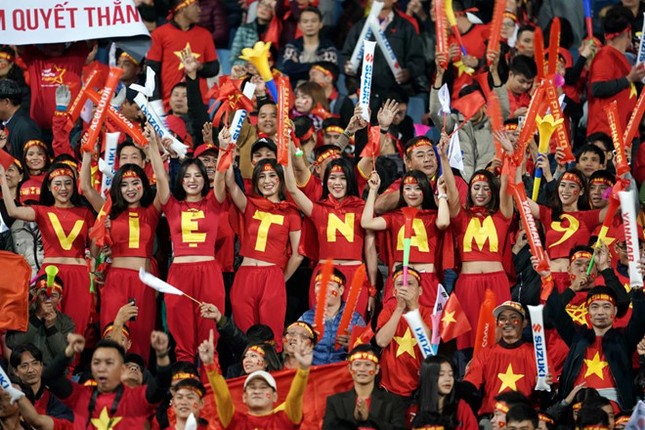 Bốc thăm vòng loại World Cup 2022: Báo giới quốc tế “ngưỡng mộ” tuyển Việt Nam ảnh 4