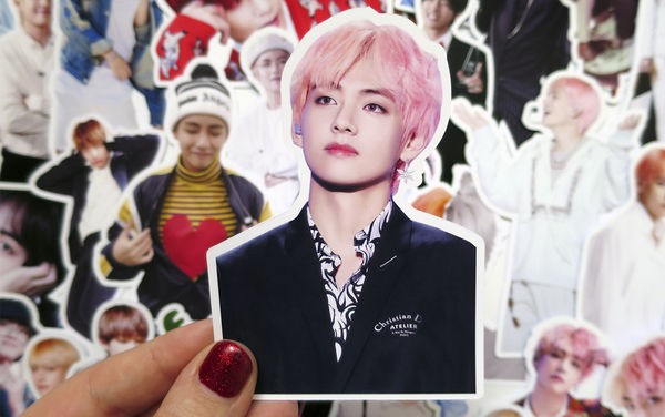 "Confetti Vietnam" gửi lời xin lỗi đến các fan của BTS vì viết sai tên thành viên V ảnh 2