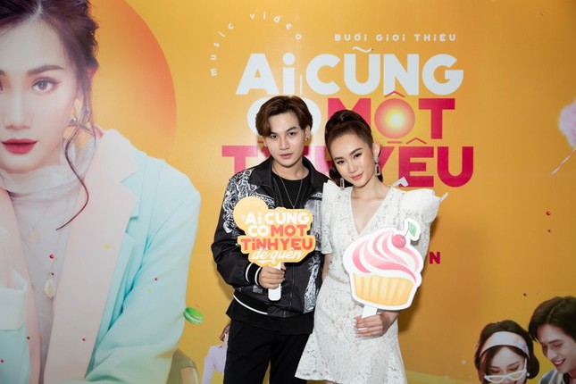 Hoàng Mỹ An trở về Việt Nam, kết hợp cùng Trang Pháp ra mắt MV đầu tiên trong sự nghiệp ảnh 7