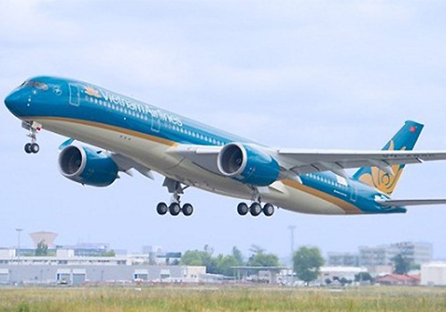 Từ 1/8, Vietnam Airlines sẽ kiểm soát số kiện hành lý của khách đi máy bay ảnh 1