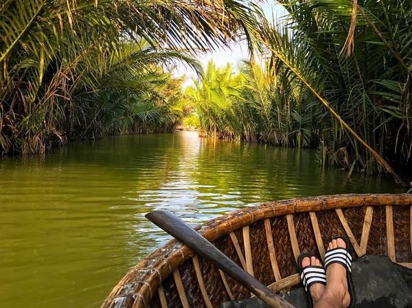 Không cần chen chúc ở phố cổ, rừng dừa này đang là điểm check-in hot nhất Hội An! ảnh 15