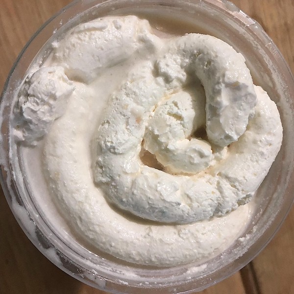 Hí hửng mua ly hồng trà kem cheese, cô nàng "hết hồn" khi nhìn thành phẩm "không nuốt nổi" ảnh 3