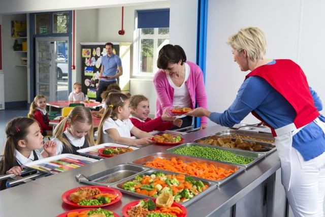 Một số trường tiểu học tại London cung cấp bữa sáng miễn phí cho học sinh ảnh 1