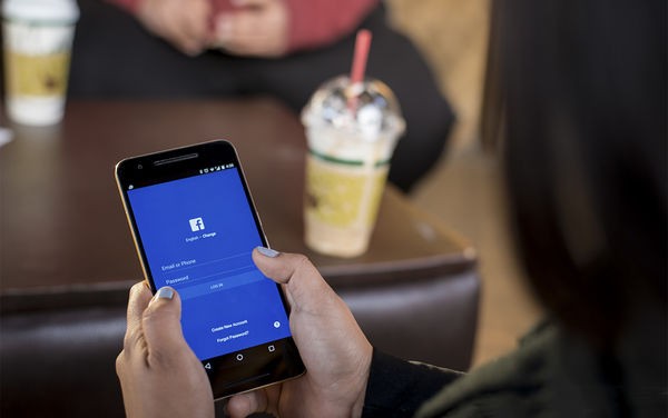 Nở rộ dịch vụ làm "bốc hơi" tài khoản Facebook với giá chỉ từ 70 nghìn đồng ảnh 2