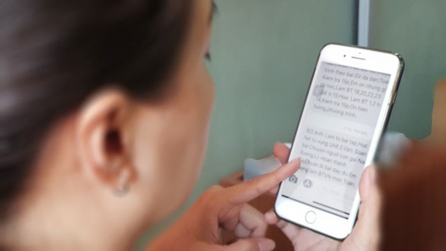 Điện tử hóa sổ điểm, sổ liên lạc: Sẽ không còn kiểu sửa chữa "làm đẹp" điểm số ảnh 2
