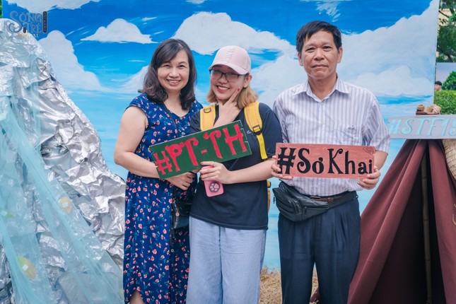 Ấn tượng buổi tiếp sinh trường Báo: Đưa văn hóa Việt xưa theo dòng sự kiện ảnh 3