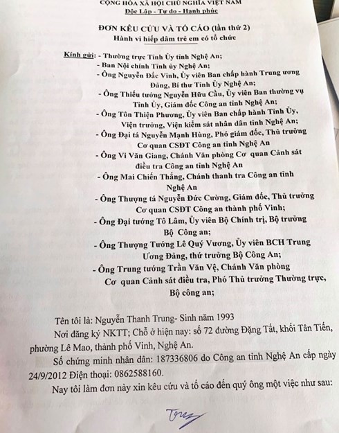 Diễn biến mới nhất vụ bé gái 6 tuổi nghi bị xâm hại ở Nghệ An: Bắt bố bé 6 tuổi ảnh 2