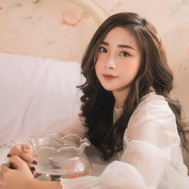 Sau tin đồn chia tay Ngọc Nữ, Văn Đức vướng nghi án rất thân thiết với gia đình bạn gái mới ảnh 2