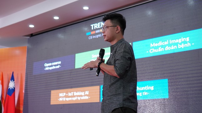 Sinh viên và diễn giả từ nhiều quốc gia đến Việt Nam tham dự ngày hội IoT ảnh 3