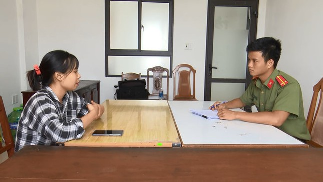 Nữ du học sinh Hàn Quốc xinh đẹp truyền đạo trái phép tại trung tâm ngoại ngữ ảnh 9