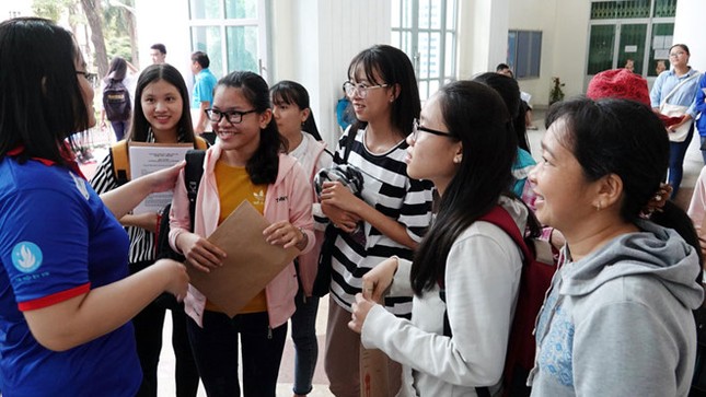 Vừa trúng tuyển đã xin chuyển ngành học! ảnh 1