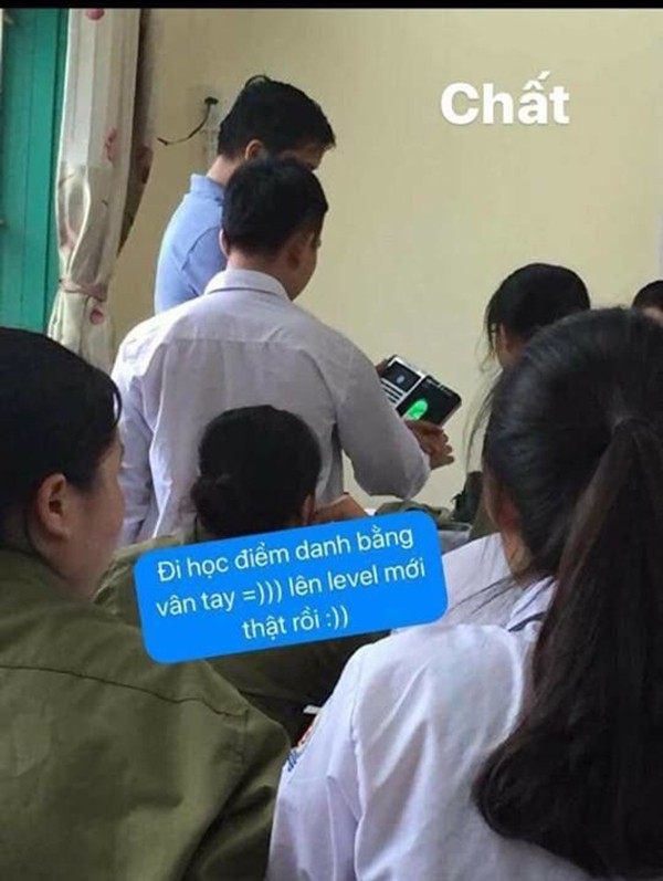 Điểm danh bằng cách quẹt vân tay khiến học sinh muốn trốn tiết cũng khó! ảnh 2