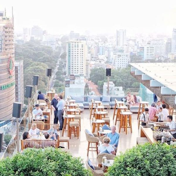 Top 5 quán cà phê "nóc nhà" view "khủng", ngắm toàn cảnh Sài Gòn thu hút giới trẻ ảnh 5
