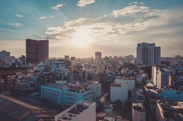 Top 5 quán cà phê "nóc nhà" view "khủng", ngắm toàn cảnh Sài Gòn thu hút giới trẻ ảnh 10