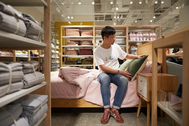 Giới trẻ Trung Quốc tiêu hoang như người Mỹ và nợ ngập đầu ảnh 2