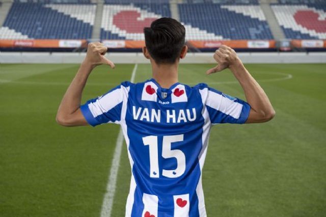 Văn Hậu chia sẻ về cơ hội thành công tại Heerenveen trên báo Hà Lan ảnh 2