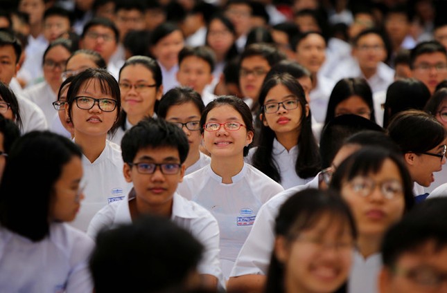 Ước mơ năm học mới: mong lễ khai giảng có sự tham gia của thần tượng ảnh 1
