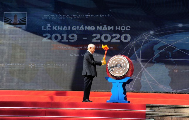 Hà Nội: Học sinh Nguyễn Siêu đón năm học mới với "Mái trường xanh - ước mơ xanh" ảnh 5