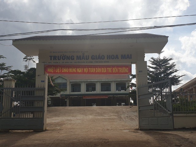 Muốn cho con đi học, phụ huynh phải bỏ phong bì cả triệu đồng? ảnh 1