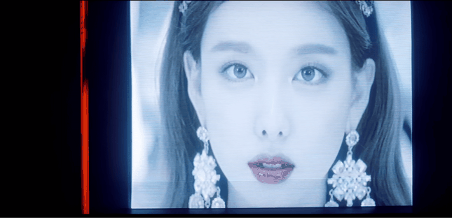Thật thú vị khi JYP tích cực “đẩy thuyền” cho TWICE trong MV mới “Feel Special” ảnh 10